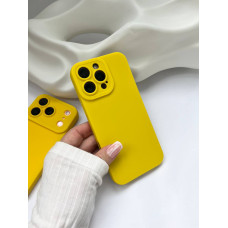 Желтый чехол lemontini на iPhone 16 pro 